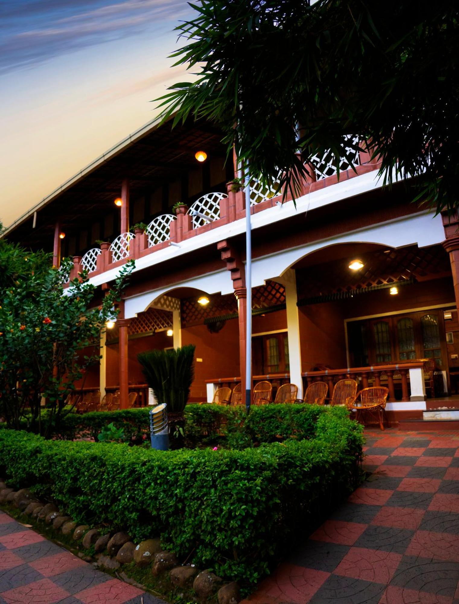 The Nest Inn Resort Masinagudi Exterior foto